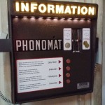 Ein Informations-Telefon im Wiener Stephansdom